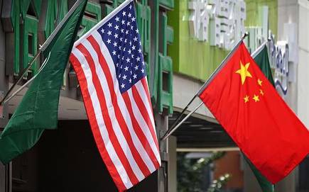 Sàn Hồng Kông nhộn nhịp nếu Mỹ cấm doanh nghiệp Trung Quốc niêm yết - Ảnh 1.