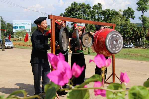 Sơn La: Đẩy mạnh thực hiện tiêu chí văn hóa trong xây dựng nông thôn mới - Ảnh 4.