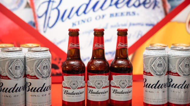 Nhà sản xuất bia lớn nhất thế giới muốn đưa Budweiser chiếm lĩnh thị trường bia Việt - Ảnh 1.