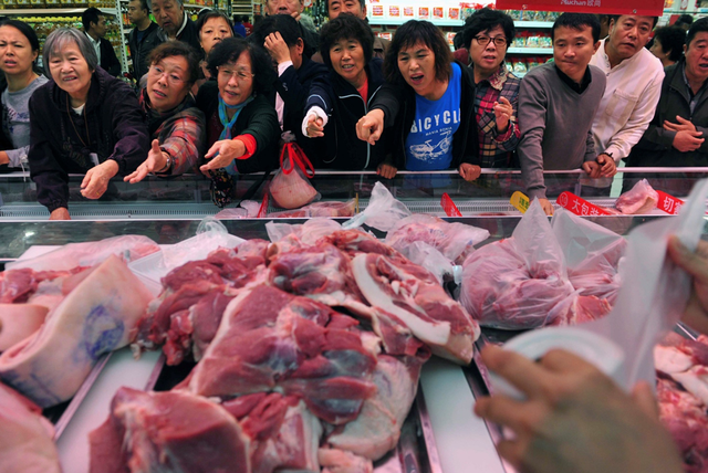 Trung Quốc: Lạm phát cao kỉ lục do giá lợn tăng hơn 100% - Ảnh 1.