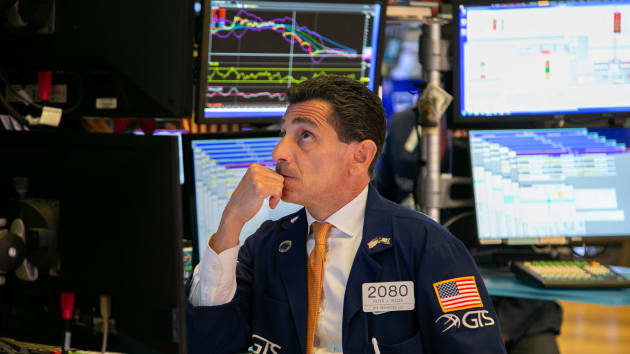 Dow Jones giảm phiên thứ 3 liên tiếp vì thỏa thuận Mỹ Trung ngày một ảm đạm - Ảnh 1.