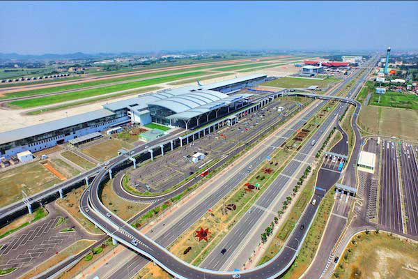 8 phương án mở rộng sân bay Nội Bài - Ảnh 1.
