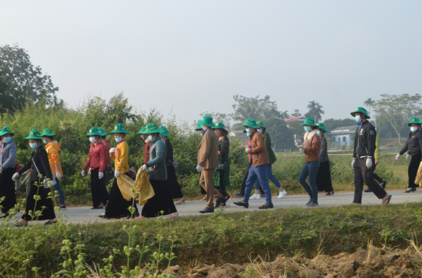 Điện Biên: Cùng nông dân thu gom bao gói thuốc bảo vệ thực vật sau sử dụng… - Ảnh 3.