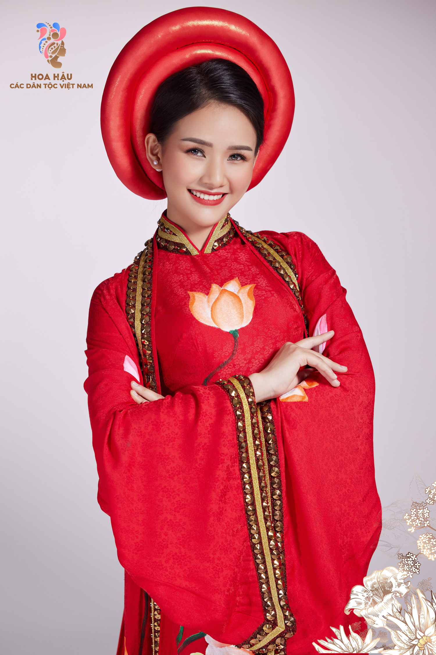 30 thí sinh Hoa hậu các dân tộc Việt Nam duyên dáng trong trang phục truyền thống - Ảnh 11.