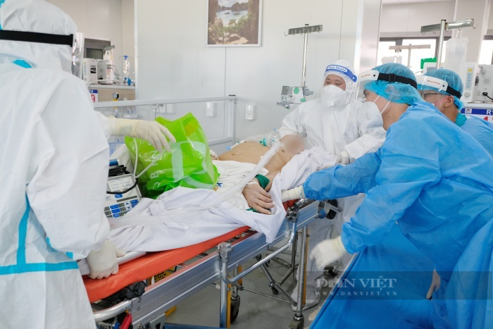 Gần 900 nhân viên y tế Hà Nội nghỉ việc, chuyển công tác: Tâm sự lắng lòng của người trong cuộc - Ảnh 1.