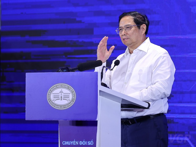 Thủ tướng Phạm Minh Chính: Tránh tình trạng doanh nghiệp công nghệ lấn sân sang hoạt động trung gian tài chính - Ảnh 1.