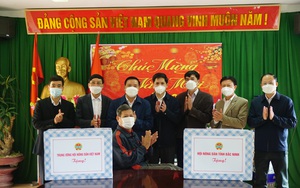 Phó Chủ tịch Trung ương Hội NDVN Phạm Tiến Nam thăm, tặng quà Trung tâm Điều dưỡng Thương binh Thuận Thành