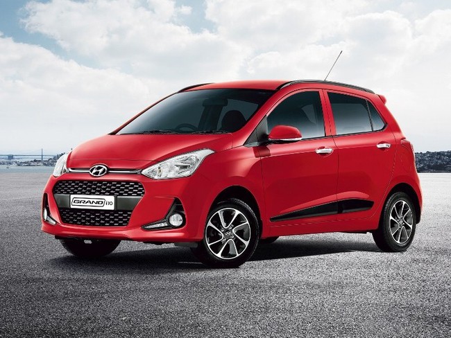 Ô tô giá rẻ Nhật Bản ồ ạt về Việt Nam, Hyundai Grand i10 và KIA Morning ngậm &quot;trái đắng&quot; - Ảnh 1.