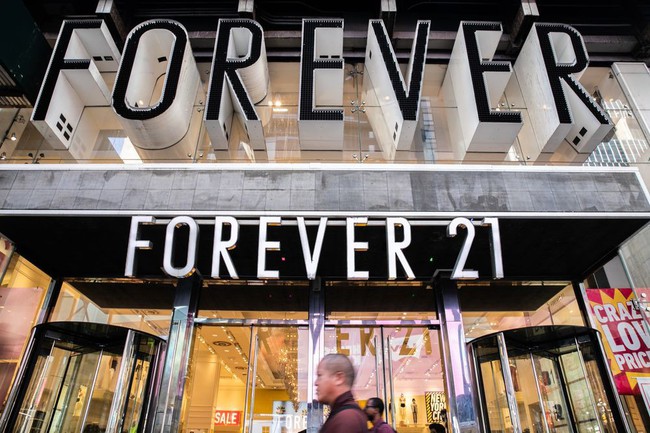  Thương hiệu thời trang Forever 21 nộp đơn xin phá sản - Ảnh 1.
