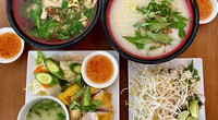 Cơm gà Việt Nam gây thương nhớ ở Houston