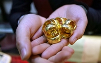 Nổ súng cướp tiệm vàng ở Huế: Công an đề nghị những người "hôi vàng" trả lại tài sản