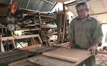Chi hội trưởng nông dân ở Khánh Hòa là thợ mộc có tiếng, giỏi cải tiến máy cưa bào giúp tăng năng suất 50%
