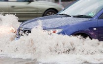 Dấu hiệu nhận biết xe ô tô bị ngập nước lâu