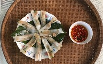 Nghề làm loại bánh tiến vua ngon nổi tiếng ở Huế được công nhận là nghề truyền thống