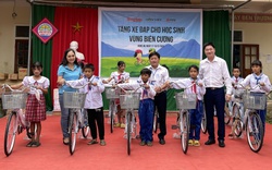 Báo NTNN/Điện tử Dân Việt cảm ơn các nhà tài trợ chương trình tặng 100 xe đạp cho học sinh Nghệ An
