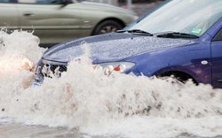 Cách xử lý nhanh khi xe ô tô bị ngập nước 