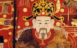 Ai là hoàng đế đầu tiên của phong kiến Việt Nam?