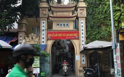 "Phố cổng làng" tại Hà Nội, cứ đi vài chục mét là gặp một cái 