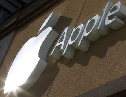 Apple bị kiện tụng do chiêu mộ kỹ sư đánh cắp thông tin