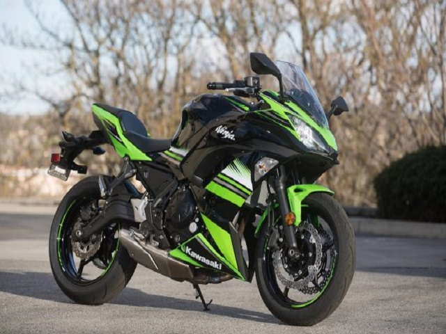 Kawasaki Ninja 650 2017: Chiếc sportbike chinh phục mọi nẻo đường