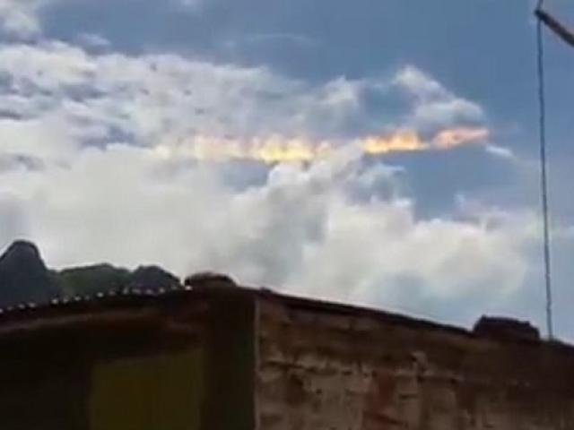 Video: Mây “cầu vồng lửa” như ngày tận thế ở Peru