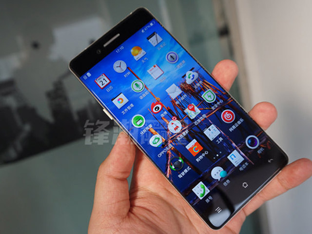 “Choáng“ bộ ảnh điện thoại Oppo R7 không viền màn hình