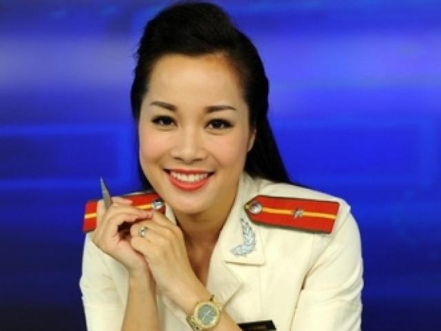 “Vàng Anh“ Minh Hương thay đổi nhiều sau 10 năm