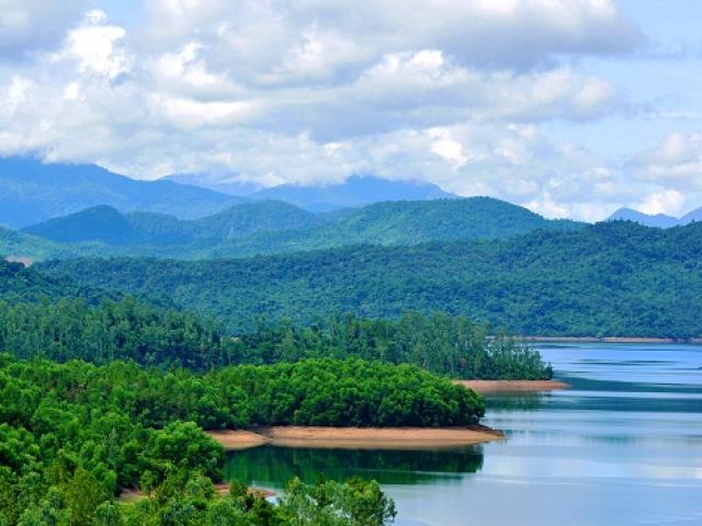 Hồ Phú Ninh- “thiên đường“ vẫn còn là ẩn số ở Quảng Nam