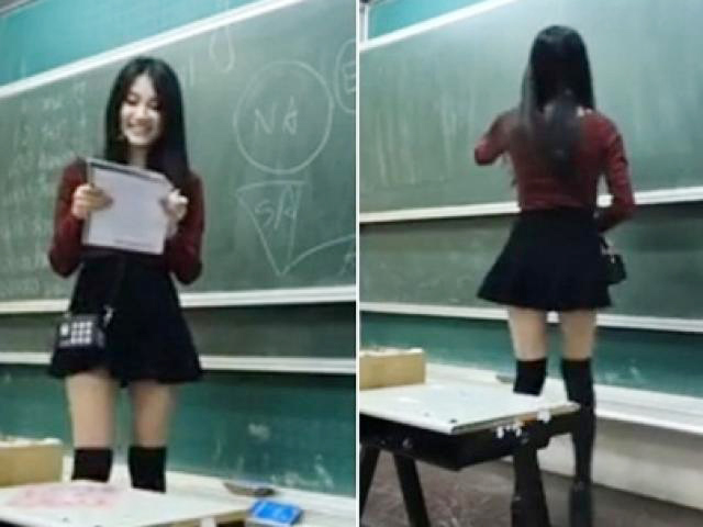 Cô giáo tiếng Anh mặc váy ngắn khiến lớp học luôn quá tải