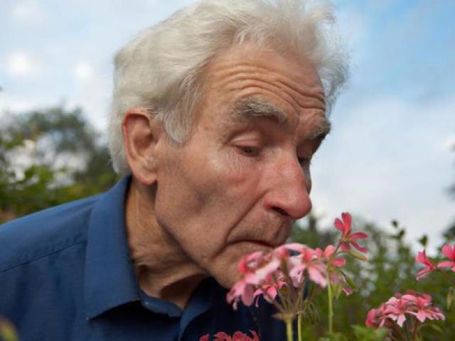 Trắc nghiệm mùi giúp chẩn đoán bệnh Alzheimer