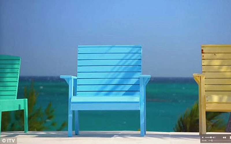 Các du khách thừa cân không phải lo sợ ghế tắm nắng bị gãy khi họ ngồi lên, vì những chiếc ghế tại khu nghỉ dưỡng The Resort được thiết rộng và có thể chịu được trọng lượng 250 kg.