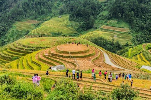 trai nghiem tam tien o mu cang chai hinh anh 2