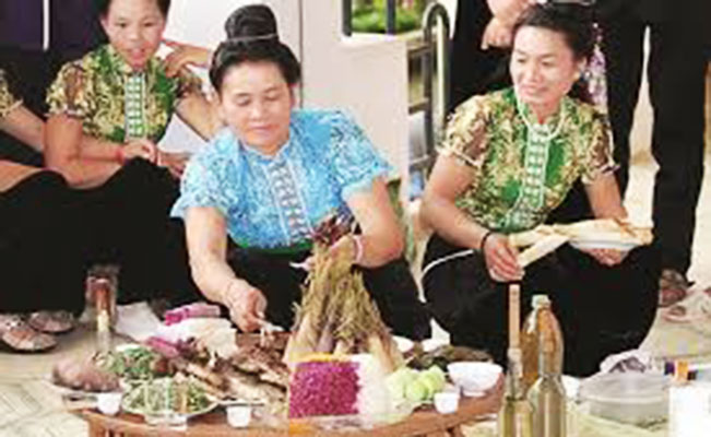 Phụ nữ dân tộc Thái ở Điện Biên. Ảnh: dic.gov.vn