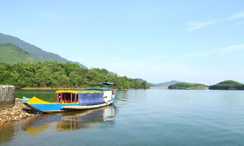 Hồ Truồi - hồ nước nhân tạo - tọa lạc ở huyện Phú Lộc, tỉnh Thừa Thiên - Huế. Ảnh: Đăng Định