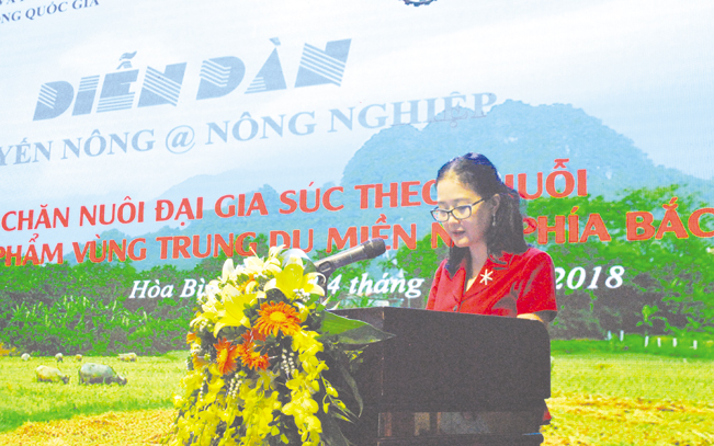 Bà Hạ Thúy Hạnh, Phó Giám đốc Trung tâm Khuyến nông Quốc gia.