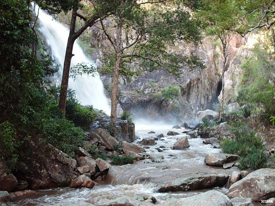 Thác Tà Gụ huyện Khánh Sơn, tỉnh Khánh Hòa.