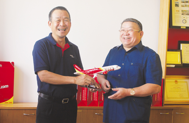 VietJet Air cam kết đưa nông sản Việt lên các chuyến bay.