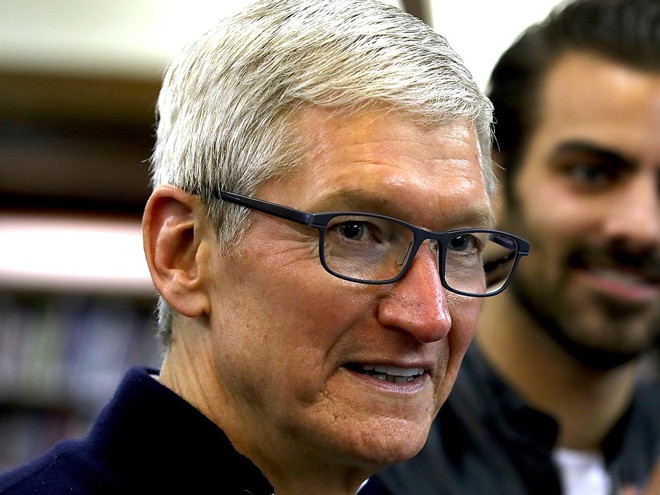 Tiết lộ lý do bất ngờ khiến CEO Apple công khai giới tính thứ 3 - Ảnh 1.