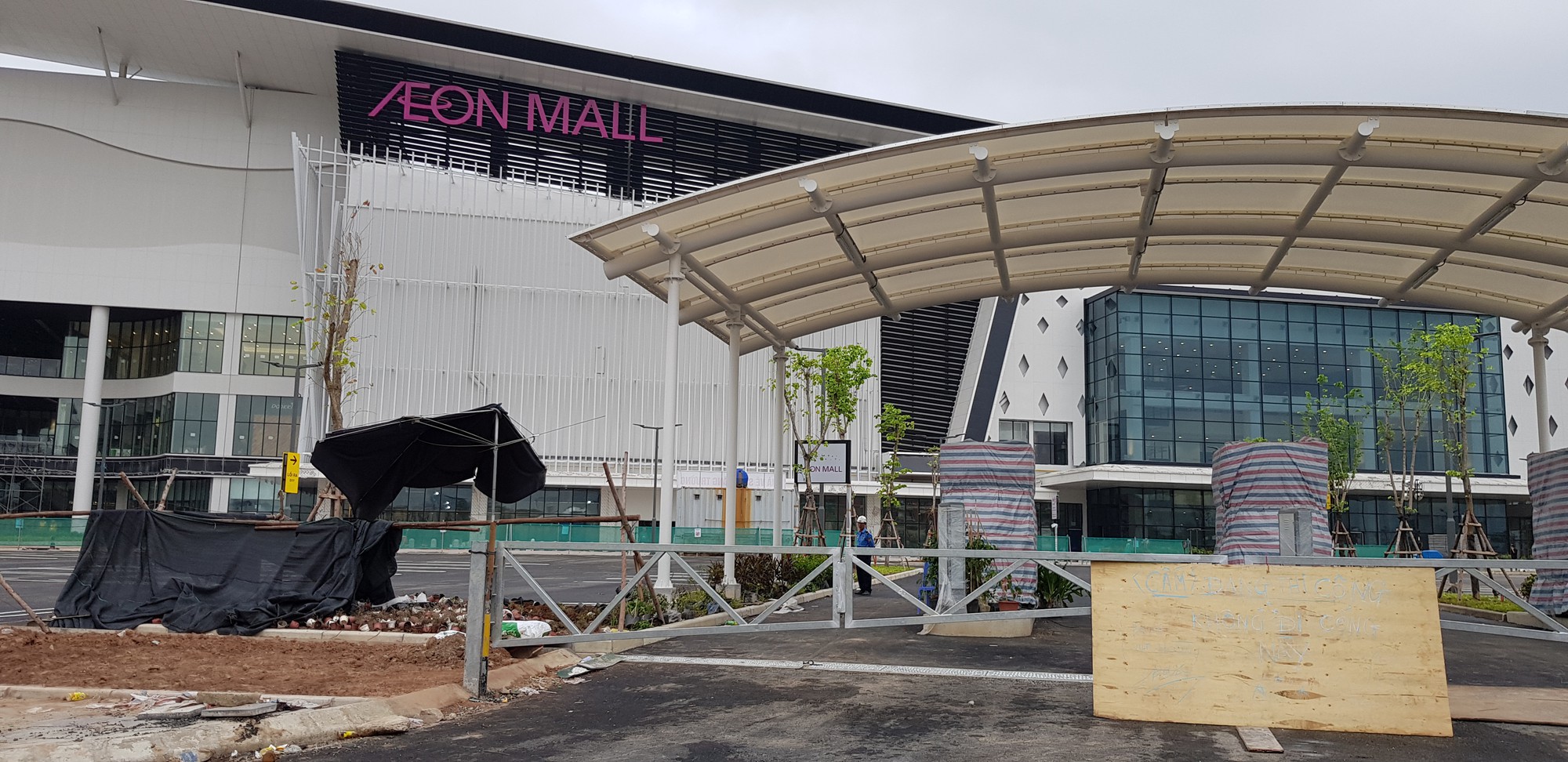 Cận cảnh trung tâm thương mại AEON Mall Hà Đông sắp đi vào hoạt động - Ảnh 6.