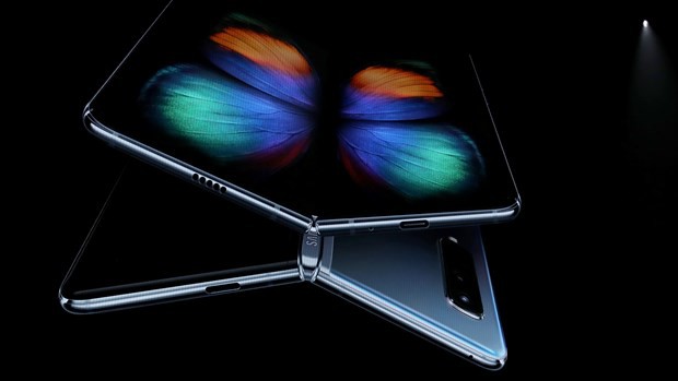 Galaxy Fold chính hãng sẽ có mặt tại Việt Nam với giá hơn 50 triệu - Ảnh 1.