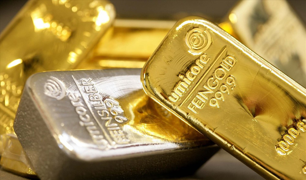Dự báo giá vàng tuần tới: Nhiều tin xấu, giá vàng có thể sẽ lao dốc - Ảnh 1.