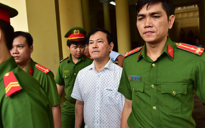 Vì sao Nguyễn Hữu Linh chưa bị bắt khi tòa tuyên y án 18 tháng tù?