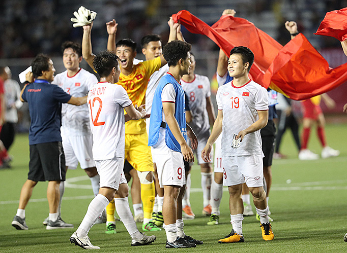 Vô địch SEA Games, thầy trò Park Hang Seo nhận &quot;mưa&quot; tiền thưởng - Ảnh 1.