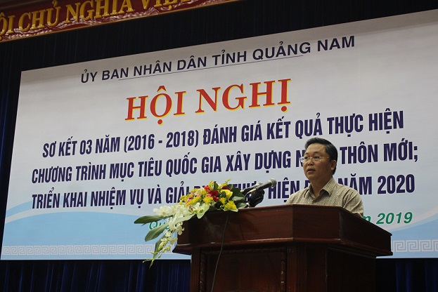 Ông Lê Trí Thanh - Phó Chủ tịch UBND tỉnh phát biểu tại Hội nghị.