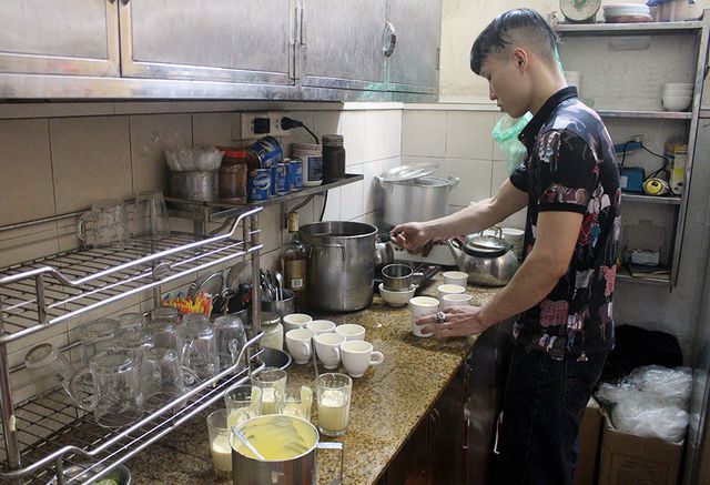 Theo ước tính khoảng 3.000 cốc cafe trứng được phục vụ tại Trung tâm báo chí Hội nghị thượng đỉnh Mỹ - Triều.