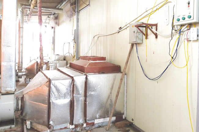 Hệ thống máy sưởi hiện đại tại trang trại của anh Duân.