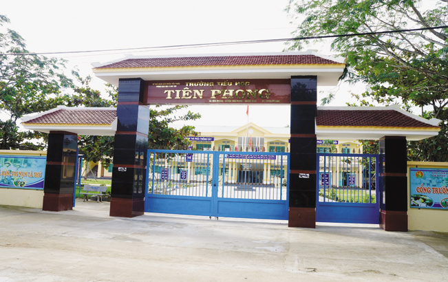Nhờ xây dựng NTM, Trường Tiểu học Tiên Phong được đầu tư xây dựng mới khang trang.