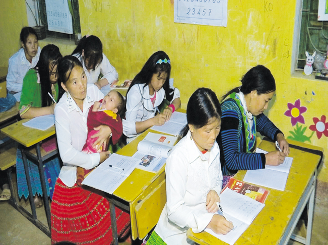 Bắc Yên đã mở được 43 lớp xóa mù chữ cho học viên là phụ nữ, trẻ em gái tại các xã, bản khó khăn.