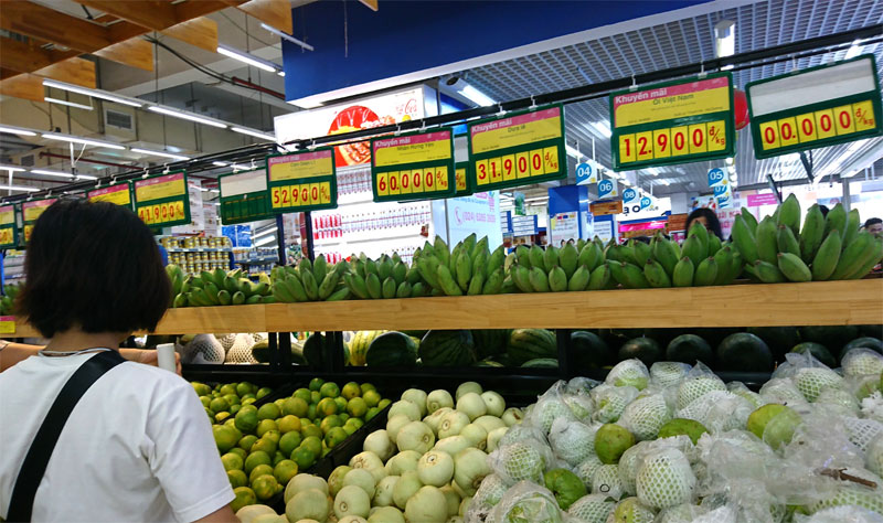 Các loại trái cây thông thường này trong siêu thị Co.opmart đều có nguồn gốc xuất xứ từ Hưng Yên, Hải Dương, nhưng không có loại nào của vùng trồng Hà Nội.