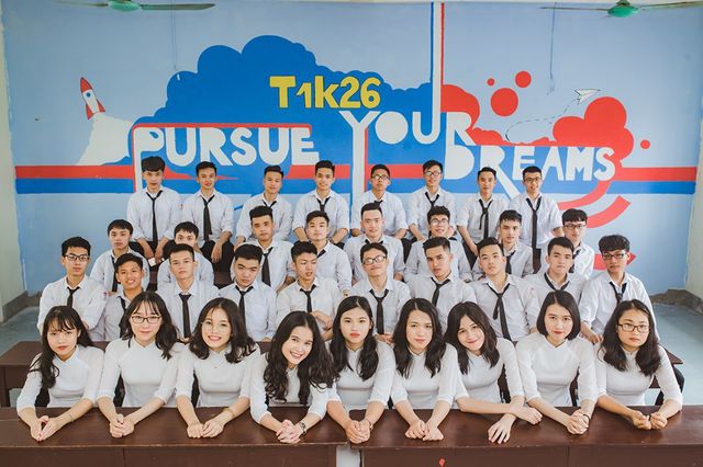 Lớp Toán 1 k26 trường THPT Chuyên Hà Tĩnh.